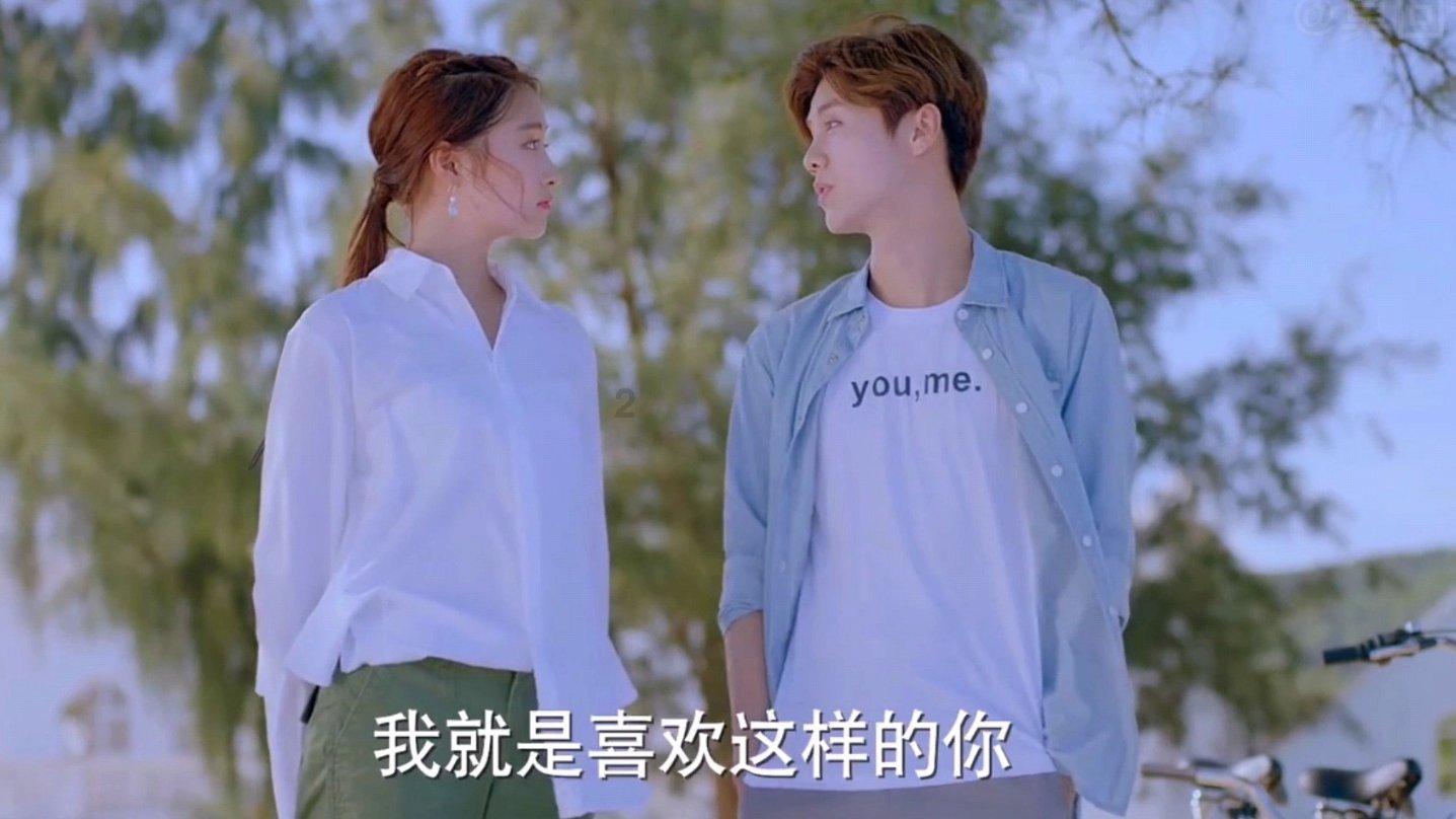 高端纯电大PK!极狐阿尔法S/T森林版PRO升级不加价 实力碾压对手