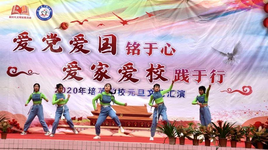 台式电脑鼠标点击没反应怎么办游戏画面