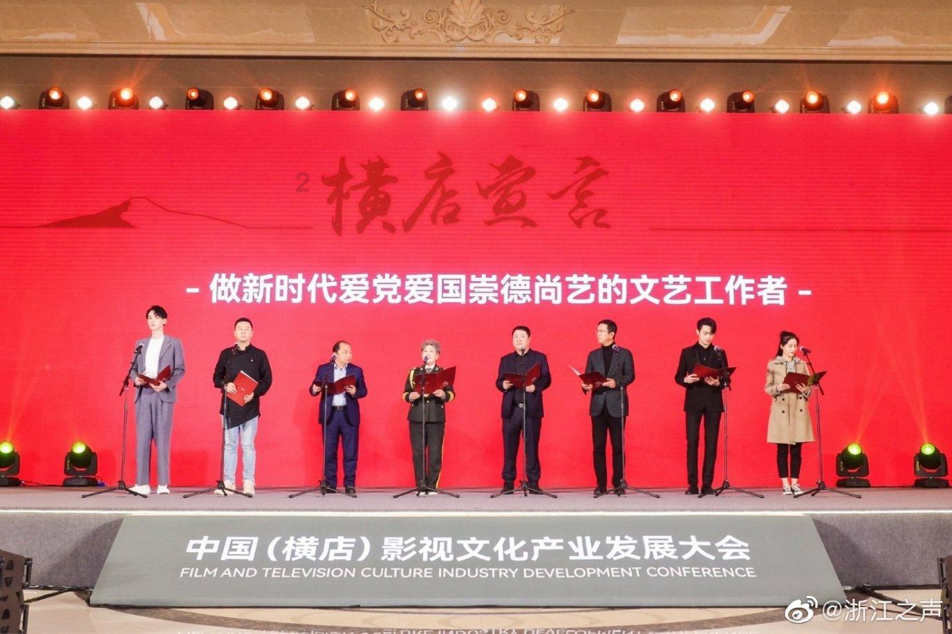 警惕大幅回调 美股再创新高背后：七巨头时代翻篇 “麻烦三巨头”接棒