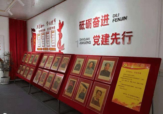 恐龙绝地逃生