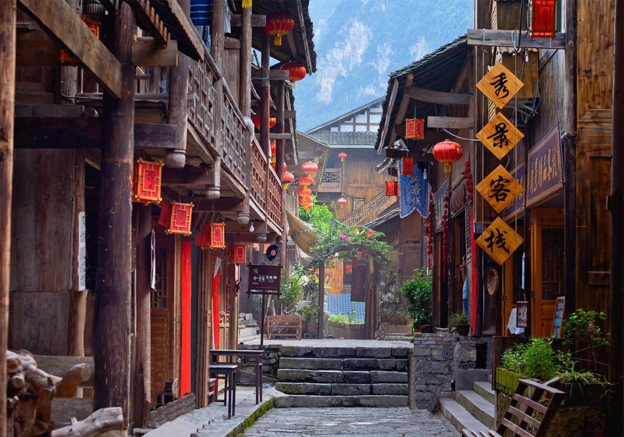 紧闭的闸门